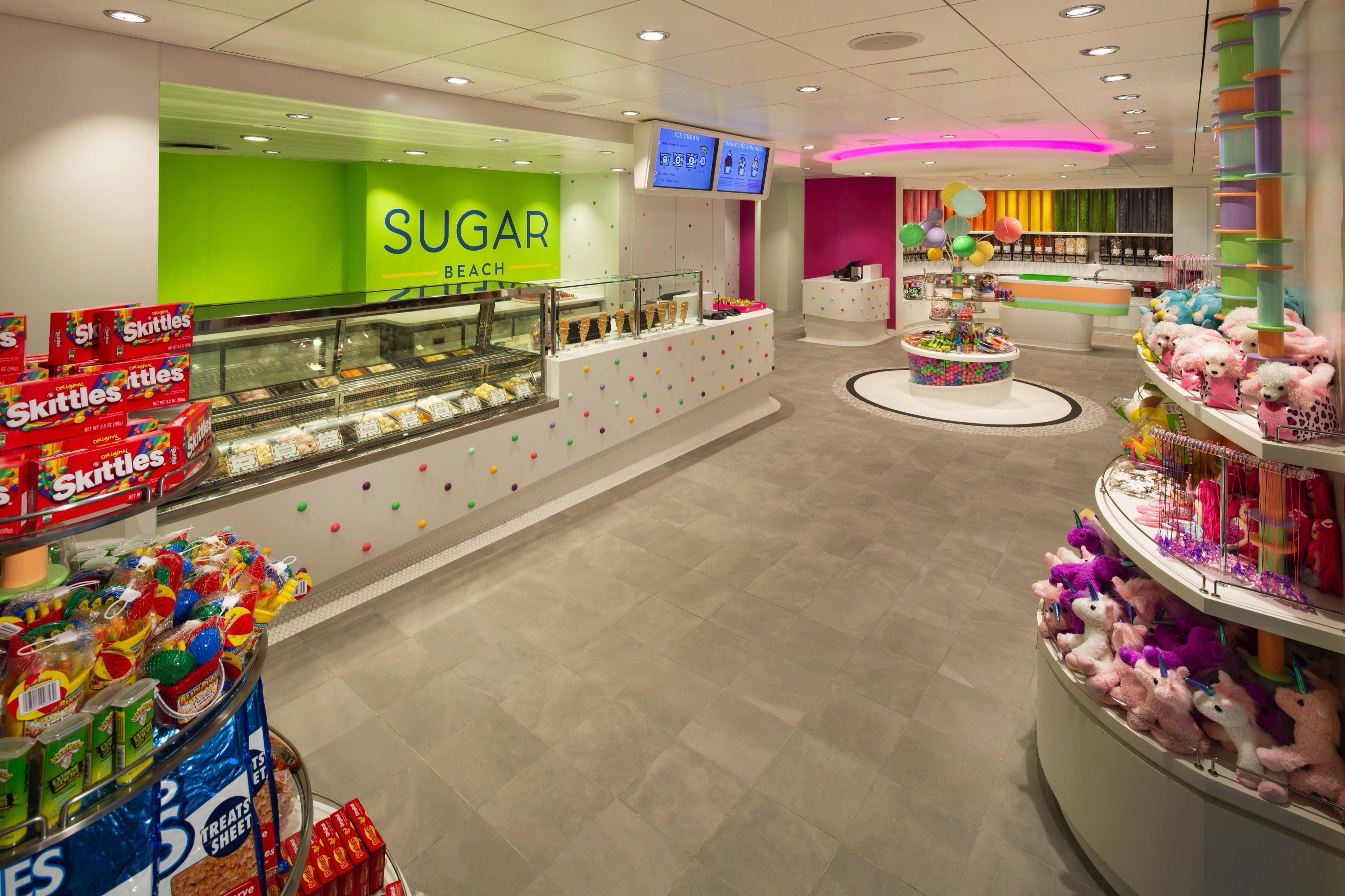 Symphony of the Seas - Sugar Beach℠